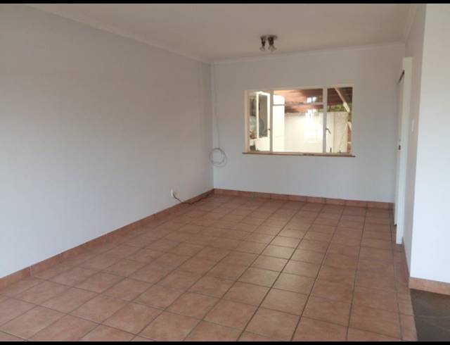 3 BEDROOM HOUSE RENTED IN ROWALLAN PARK